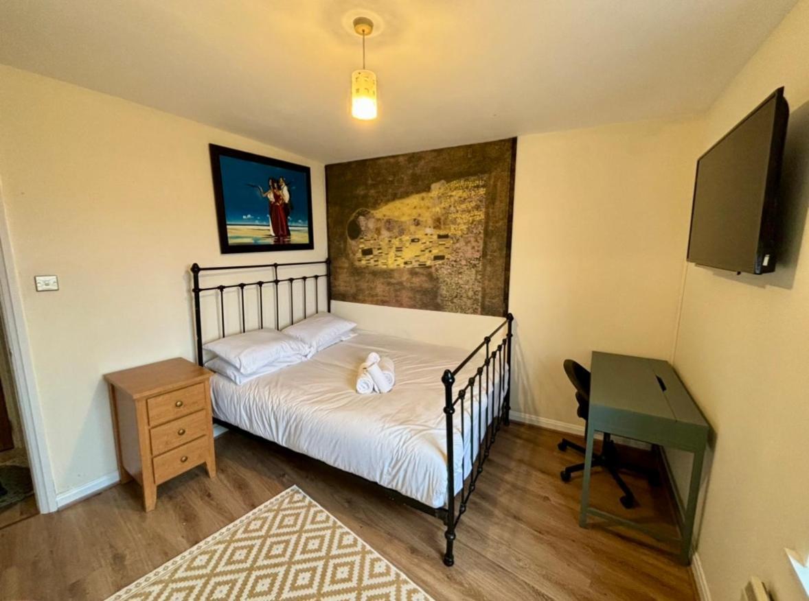 Sunshine On Leith. The River View Apartment! 爱丁堡 客房 照片